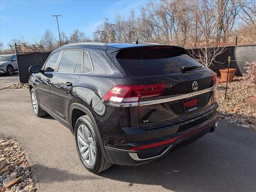 2020 Volkswagen Atlas Cross Sport 2.0T SE w/Technology
