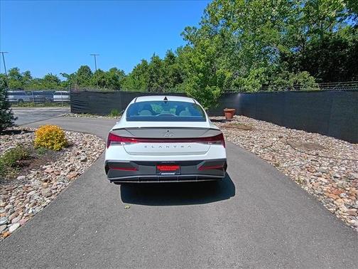 Serenity White Pearl 2026 Hyundai ELANTRA SEL Sport