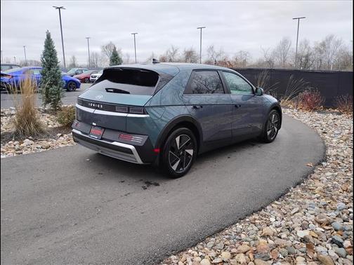 2026 Hyundai IONIQ 5 SE