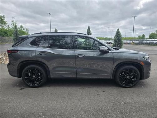 Platinum Gray 2026 Volkswagen Tiguan 2.0T SE R-Line Black