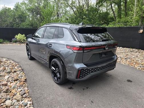 Platinum Gray 2026 Volkswagen Tiguan 2.0T SE R-Line Black