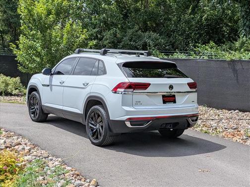 Pure White 2023 Volkswagen Atlas Cross Sport 3.6L V6 SE w/Technology