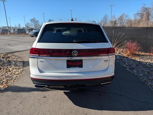 2025 Volkswagen Atlas 2.0T SEL