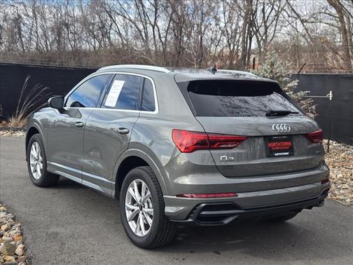 2022 Audi Q3 45 S line Premium