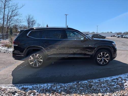 2025 Volkswagen Atlas 2.0T SEL Premium R-Line