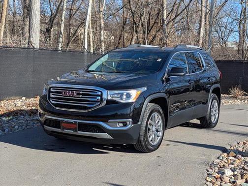 2017 GMC Acadia SLE-2