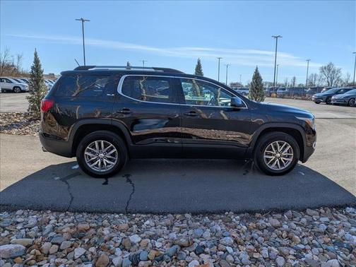 2017 GMC Acadia SLE-2