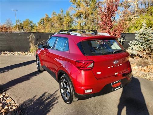 2024 Hyundai VENUE Limited