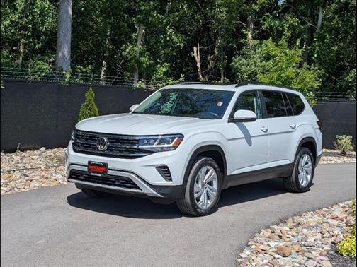 2022 Volkswagen Atlas 3.6L SE w/Technology