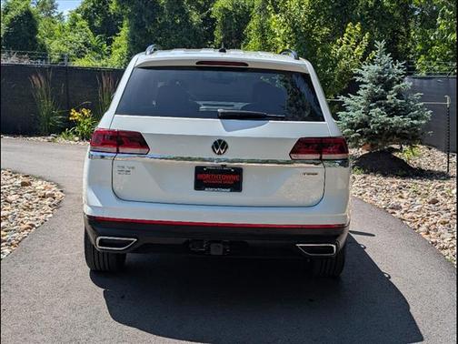 2022 Volkswagen Atlas 3.6L SE w/Technology