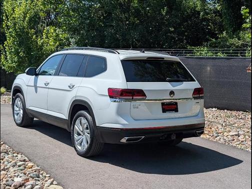 2022 Volkswagen Atlas 3.6L SE w/Technology