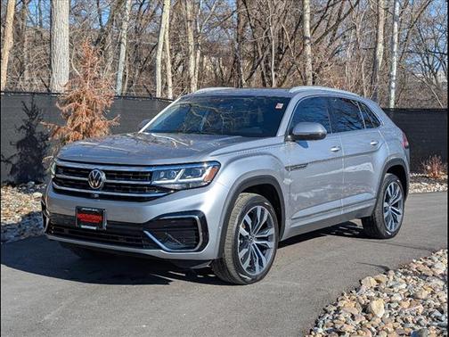 2022 Volkswagen Atlas Cross Sport 3.6L V6 SEL Premium R-Line