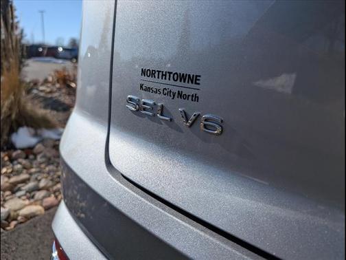 2022 Volkswagen Atlas Cross Sport 3.6L V6 SEL Premium R-Line