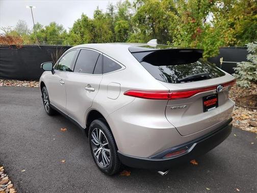 2022 Toyota Venza LE