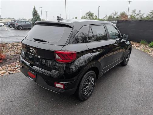 2020 Hyundai VENUE SE