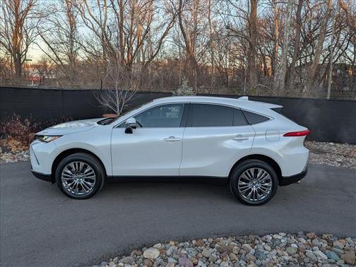 2023 Toyota Venza XLE