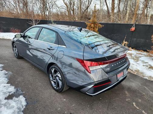 2025 Hyundai ELANTRA HEV Limited