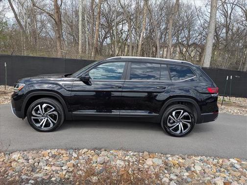 2023 Volkswagen Atlas 3.6L SEL