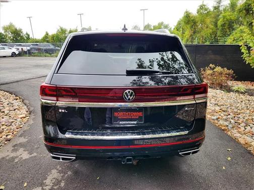 2024 Volkswagen Atlas 2.0T SEL Premium R-Line