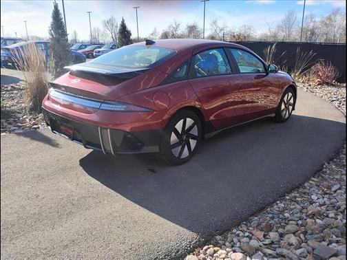 2025 Hyundai IONIQ 6 SE