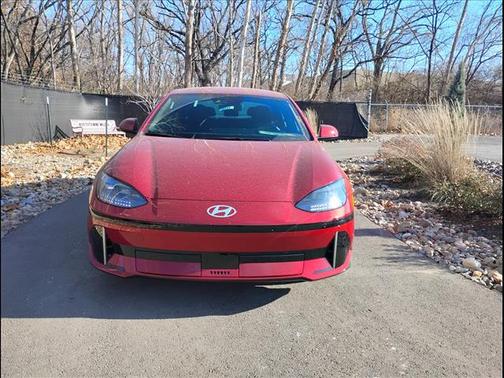 2025 Hyundai IONIQ 6 SE