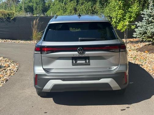 2025 Volkswagen Tiguan 2.0T S