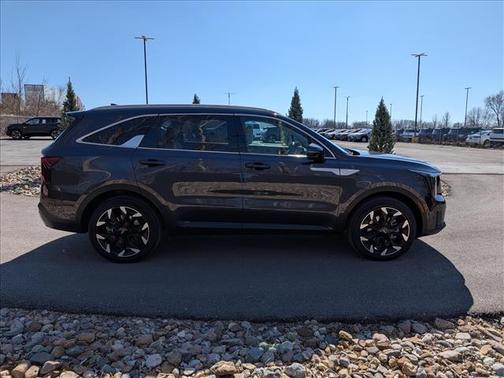 2025 Kia Sorento EX