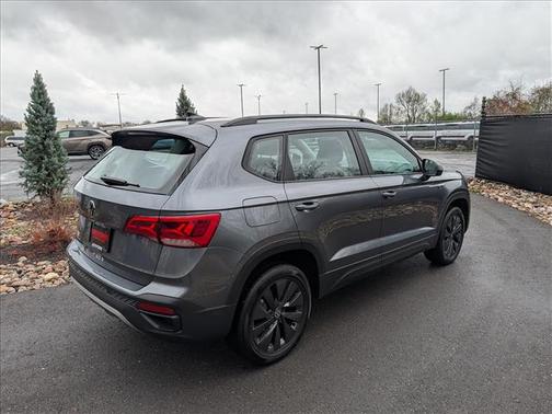 2022 Volkswagen Taos 1.5T S