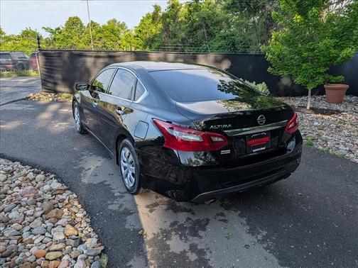 Black 2018 Nissan Altima 2.5 S