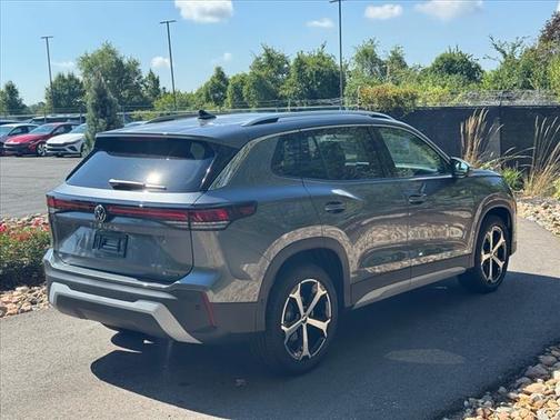 2025 Volkswagen Tiguan 2.0T SE