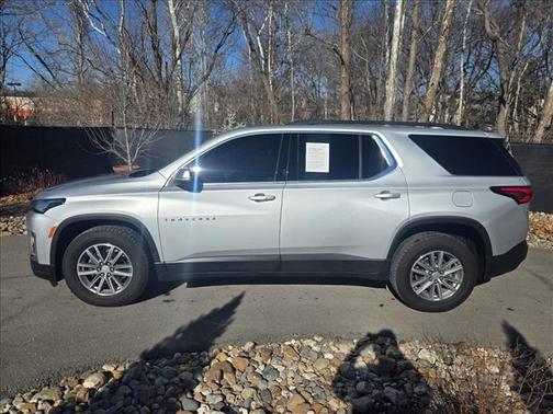 2022 Chevrolet Traverse LT Cloth