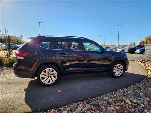 2023 Volkswagen Atlas 3.6L SE w/Technology