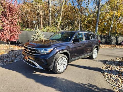 2023 Volkswagen Atlas 3.6L SE w/Technology