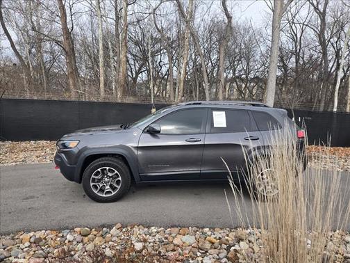 2020 Jeep Cherokee Trailhawk