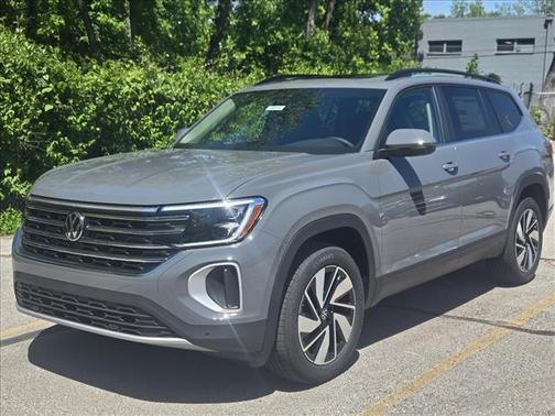Pure Gray 2026 Volkswagen Atlas 2.0T SE W/TECHNOLOGY