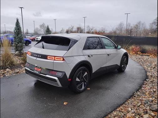 2026 Hyundai IONIQ 5 SE