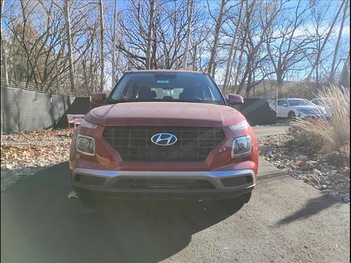 2026 Hyundai VENUE SE