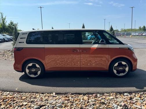 2025 Volkswagen ID. Buzz Pro S Plus