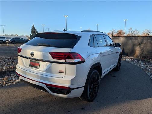 2023 Volkswagen Atlas Cross Sport 2.0T SEL R-Line Black