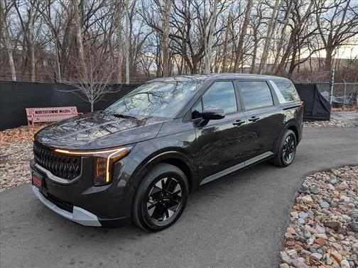 2025 Kia Carnival Hybrid LXS