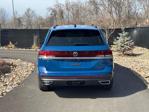 2025 Volkswagen Atlas 2.0T SE