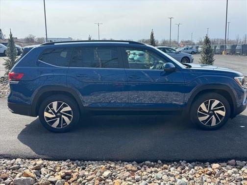 2025 Volkswagen Atlas 2.0T SE