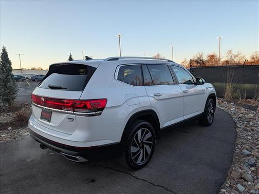 2025 Volkswagen Atlas 2.0T SEL