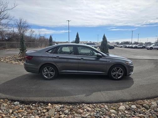 2021 Volkswagen Jetta 1.4T R-Line