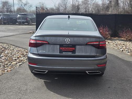 2021 Volkswagen Jetta 1.4T R-Line