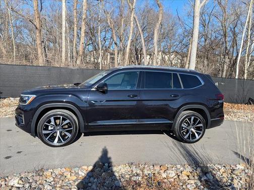 2025 Volkswagen Atlas 2.0T SEL Premium R-Line