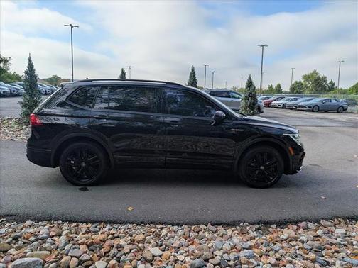 2022 Volkswagen Tiguan 2.0T SE R-Line Black