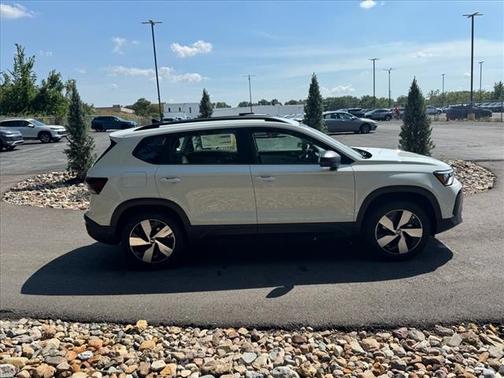 2025 Volkswagen Taos 1.5T S