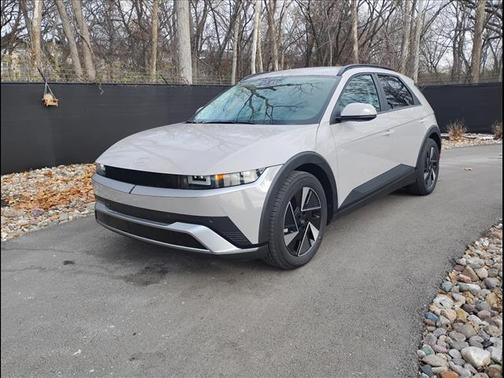 2025 Hyundai IONIQ 5 SEL