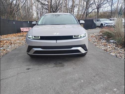 2025 Hyundai IONIQ 5 SEL